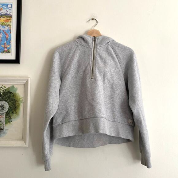 VUORI Restore Half Zip Hoodie in Light Heather Grey Size Small - Picture 3 of 7
